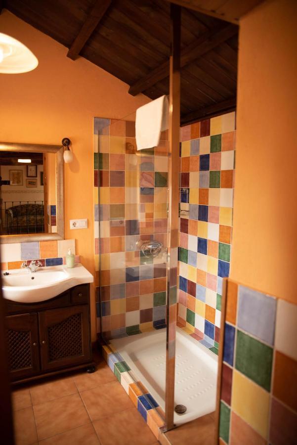 Casa De Pineiro Y Spa Opcional, De Pago ซานติอาโก เด กอมโปสเตลา ภายนอก รูปภาพ