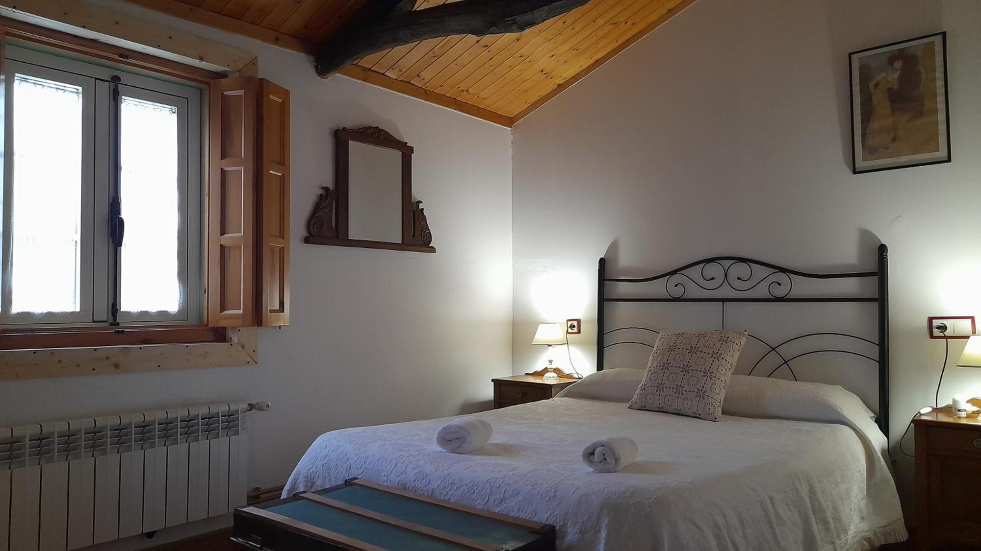 Casa De Pineiro Y Spa Opcional, De Pago ซานติอาโก เด กอมโปสเตลา ภายนอก รูปภาพ