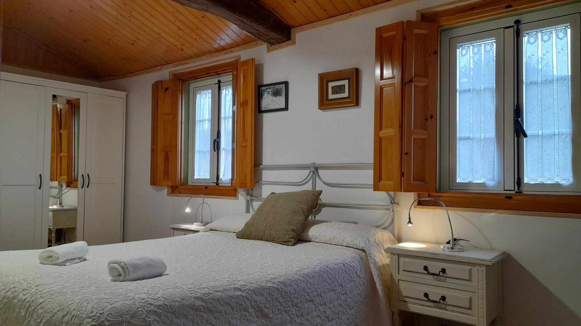 Casa De Pineiro Y Spa Opcional, De Pago ซานติอาโก เด กอมโปสเตลา ภายนอก รูปภาพ